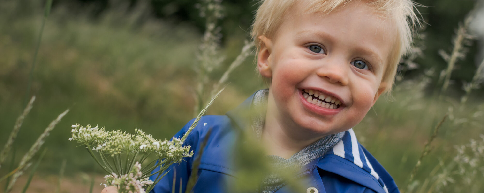 children outdoor portraits
